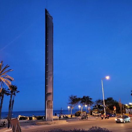 Stunning Flat For 6 People 3 Blocks From The Beach Plus Welcome Breakfast Barcelona Luaran gambar